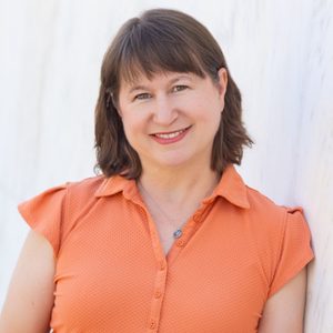 Julie Glover - headshot photo